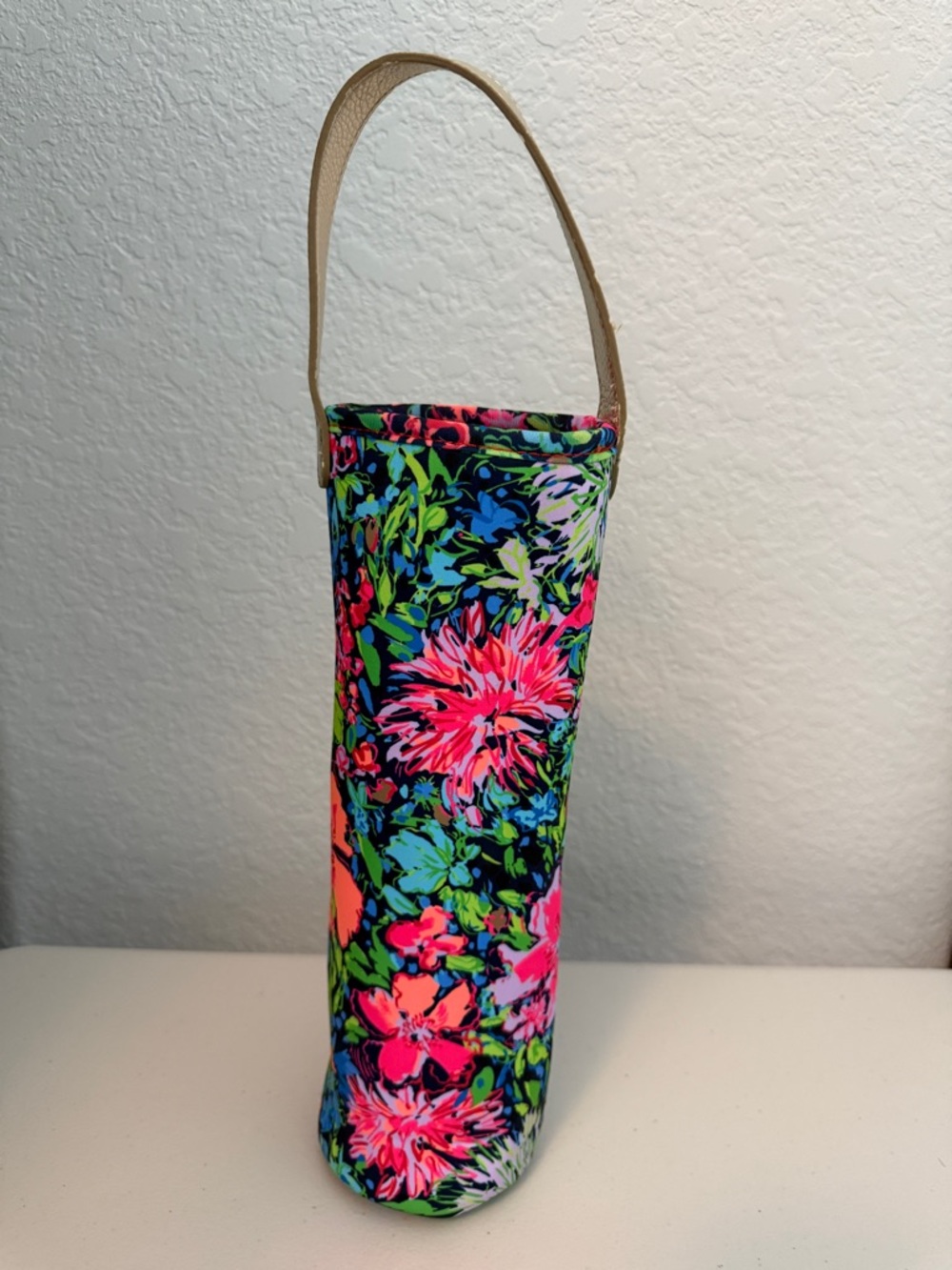 Lilly Pulitzer Insulated Wine Bottle Carrier Floral Neoprene Tote - Picture 2 of 6